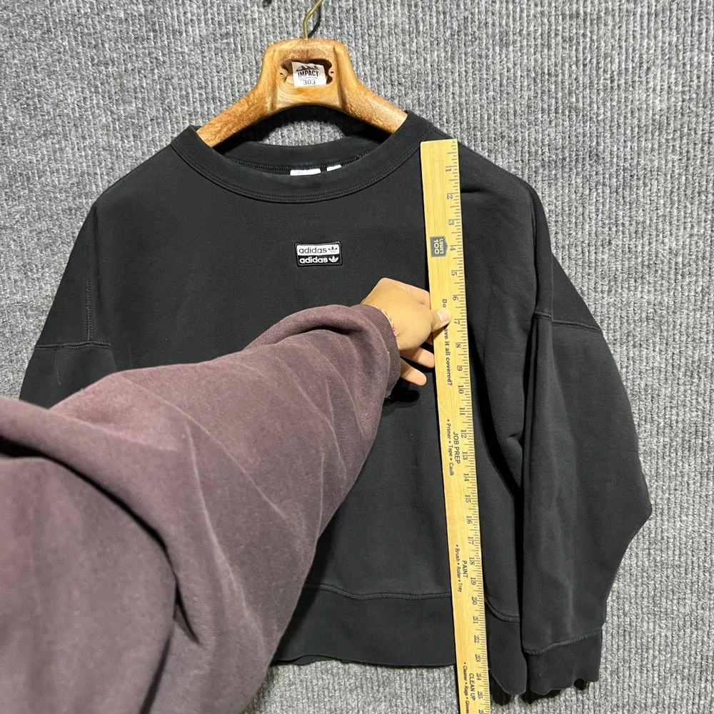 Adidas Sweatshirt Mens Medium Black Center Logo Trefoil Three Stripe Pullover